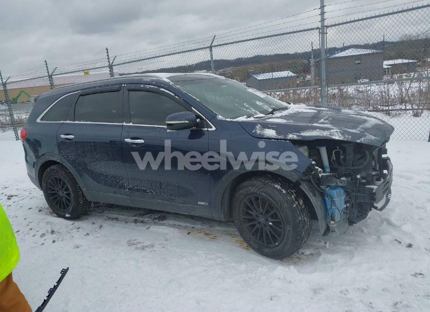 Photo 14 of 2016 Kia Sorento 2.4L LX (VIN 5XYPGDA35GG016029)