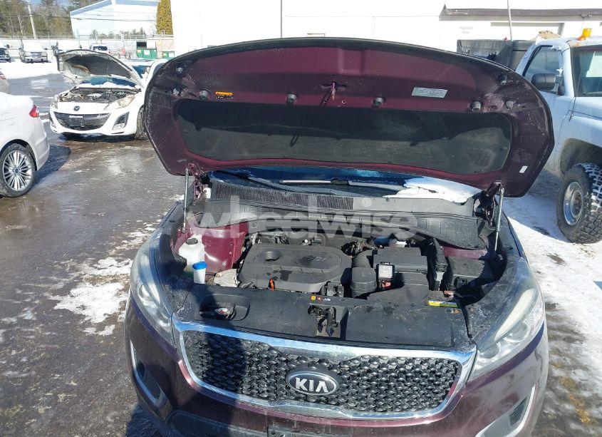 Photo 10 of 2016 Kia Sorento 2.4L LX (VIN 5XYPGDA35GG061424)