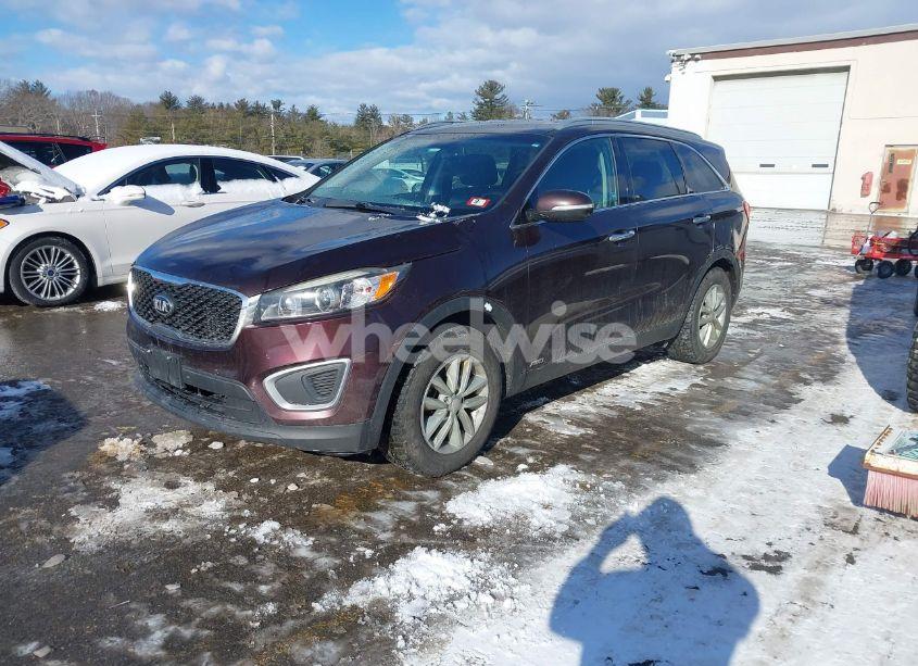 Photo 2 of 2016 Kia Sorento 2.4L LX (VIN 5XYPGDA35GG061424)
