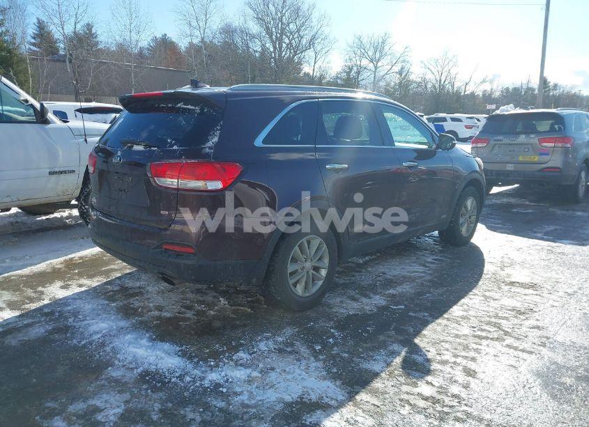 Photo 4 of 2016 Kia Sorento 2.4L LX (VIN 5XYPGDA35GG061424)