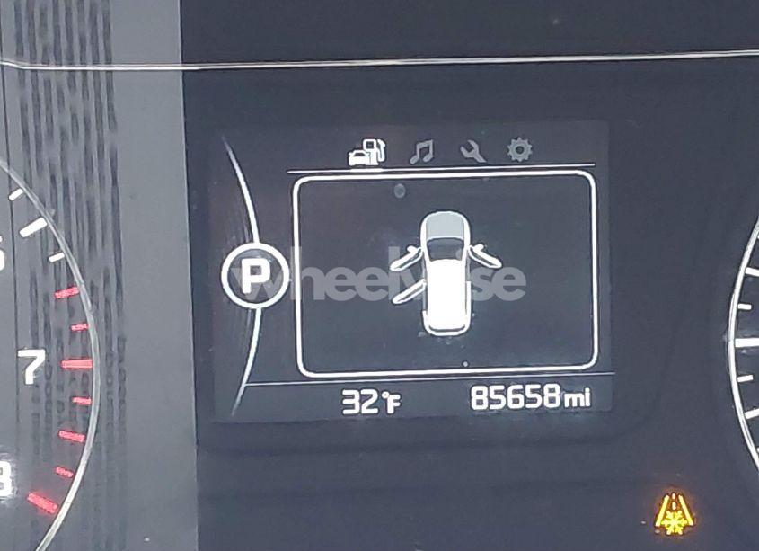 Photo 15 of 2016 Kia Sorento 2.4L LX (VIN 5XYPGDA35GG070558)