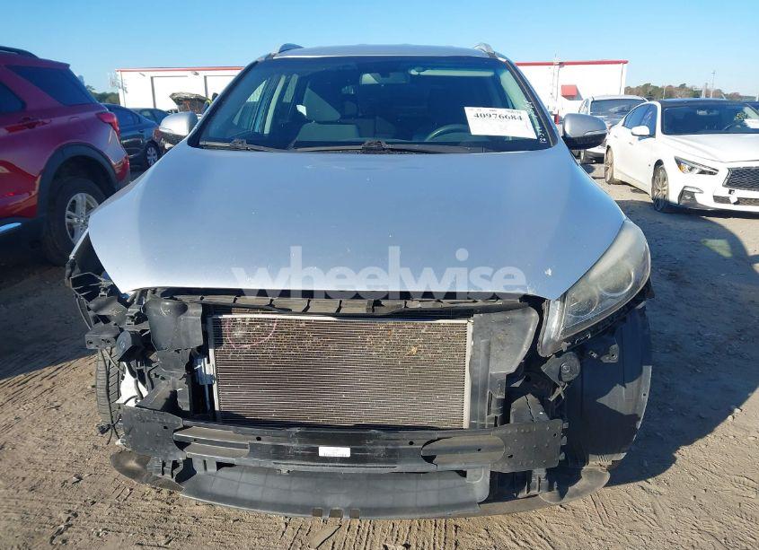 Photo 13 of 2016 Kia Sorento 2.4L LX (VIN 5XYPGDA35GG088185)