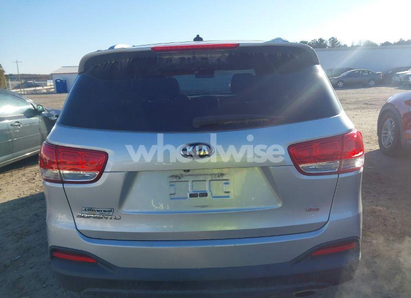 Photo 17 of 2016 Kia Sorento 2.4L LX (VIN 5XYPGDA35GG088185)