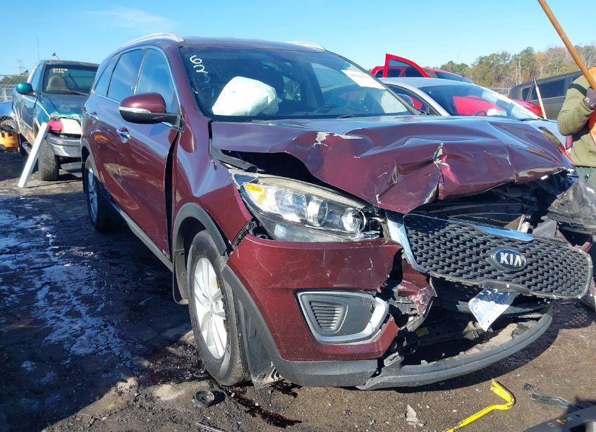 2017 Kia Sorento 2.4L LX (VIN 5XYPGDA35HG236207) main photo