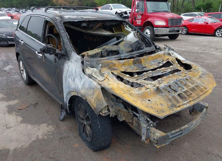 Photo 6 of 2018 Kia Sorento 2.4L LX (VIN 5XYPGDA35JG341271)