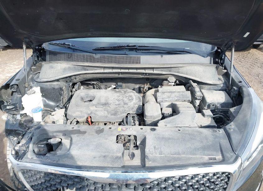 Photo 10 of 2018 Kia Sorento 2.4L LX (VIN 5XYPGDA35JG364369)