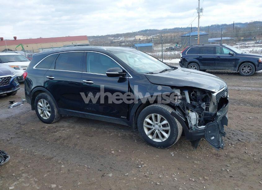 Photo 14 of 2018 Kia Sorento 2.4L LX (VIN 5XYPGDA35JG364369)