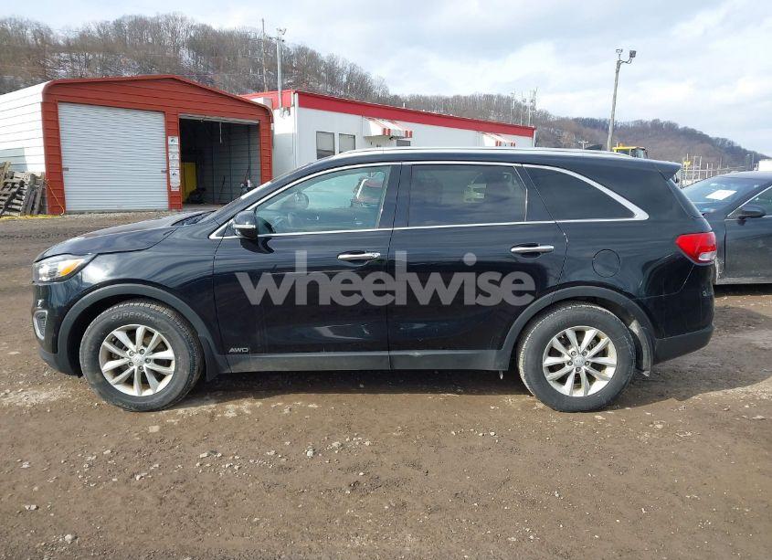 Photo 15 of 2018 Kia Sorento 2.4L LX (VIN 5XYPGDA35JG364369)