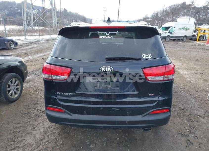 Photo 17 of 2018 Kia Sorento 2.4L LX (VIN 5XYPGDA35JG364369)