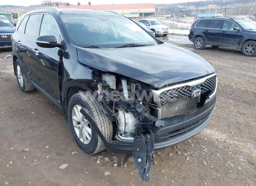 Photo 6 of 2018 Kia Sorento 2.4L LX (VIN 5XYPGDA35JG364369)