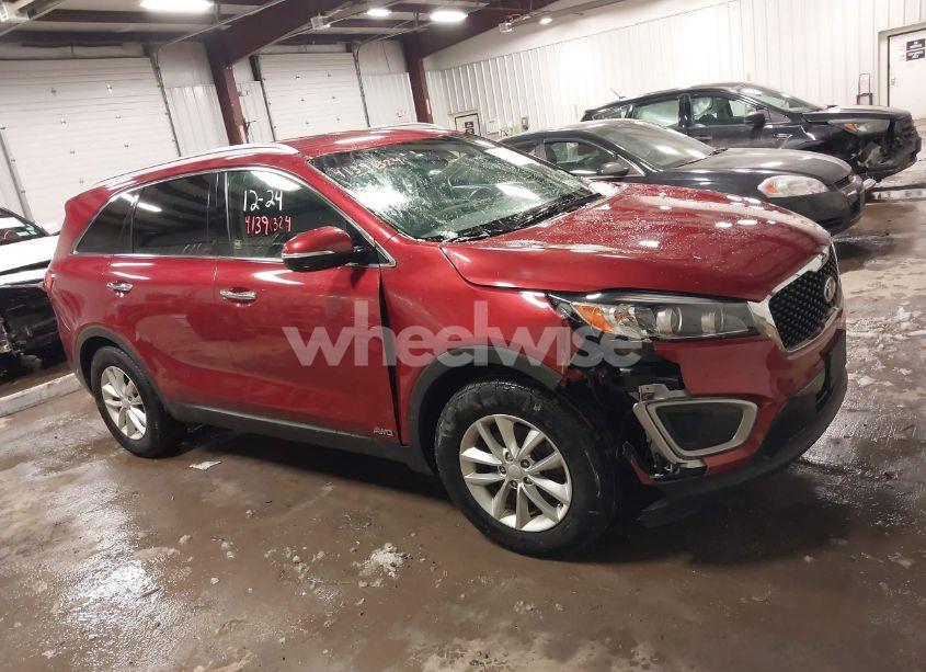 Photo 13 of 2018 Kia Sorento 2.4L LX (VIN 5XYPGDA35JG369717)