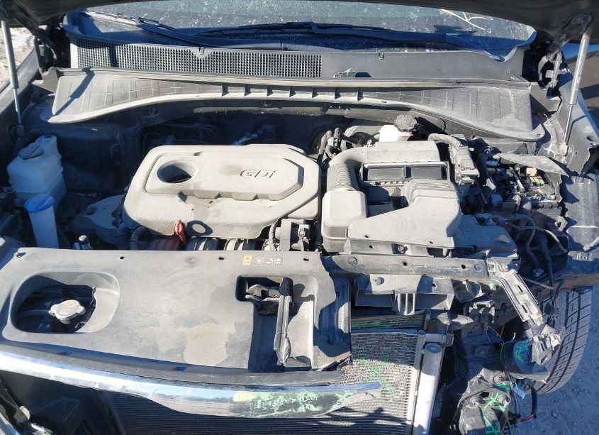 Photo 10 of 2019 Kia Sorento 2.4L LX (VIN 5XYPGDA35KG574651)