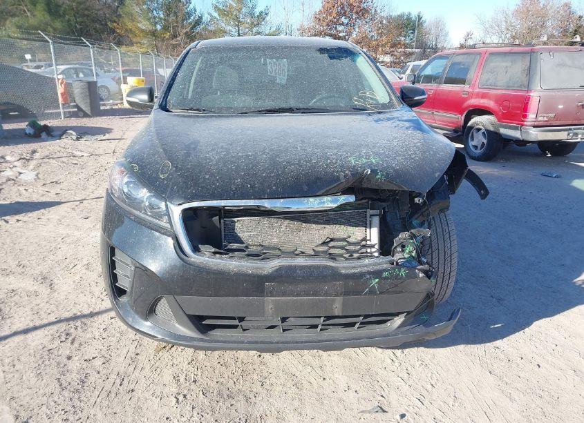 Photo 12 of 2019 Kia Sorento 2.4L LX (VIN 5XYPGDA35KG574651)