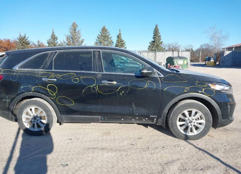 Photo 13 of 2019 Kia Sorento 2.4L LX (VIN 5XYPGDA35KG574651)