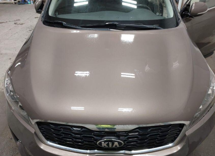 Photo 10 of 2019 Kia Sorento 2.4L LX (VIN 5XYPGDA35KG596343)