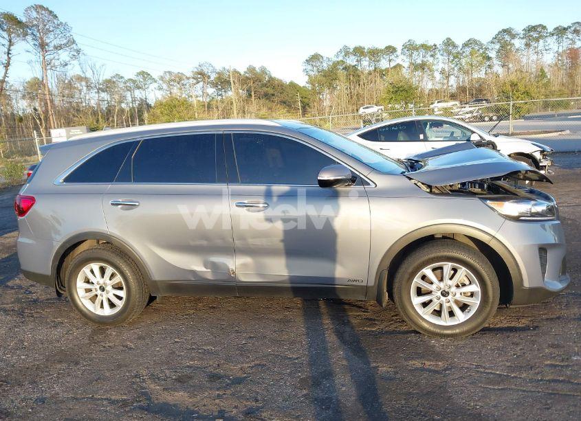 Photo 13 of 2019 Kia Sorento 2.4L LX (VIN 5XYPGDA35KG602321)