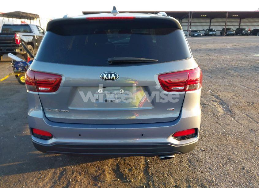 Photo 16 of 2019 Kia Sorento 2.4L LX (VIN 5XYPGDA35KG602321)