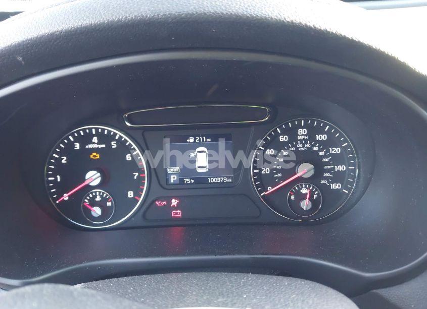 Photo 7 of 2019 Kia Sorento 2.4L LX (VIN 5XYPGDA35KG602321)