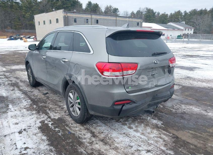 Photo 3 of 2016 Kia Sorento 2.4L LX (VIN 5XYPGDA36GG038315)