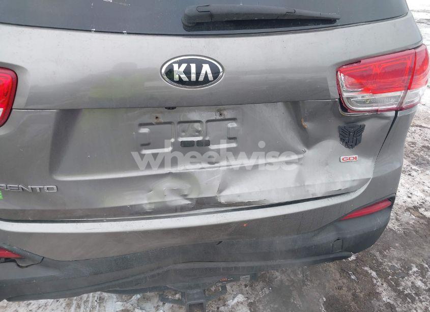 Photo 6 of 2016 Kia Sorento 2.4L LX (VIN 5XYPGDA36GG038315)