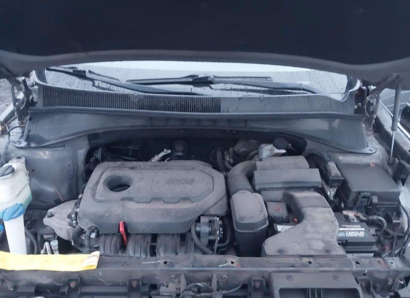 Photo 10 of 2016 Kia Sorento 2.4L LX (VIN 5XYPGDA36GG050853)