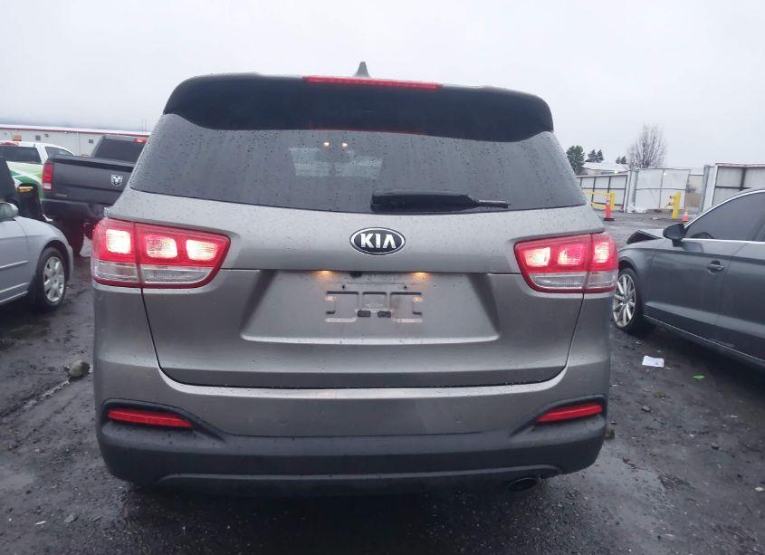 Photo 17 of 2016 Kia Sorento 2.4L LX (VIN 5XYPGDA36GG050853)