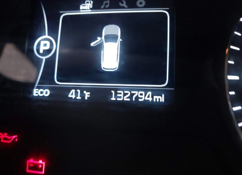 Photo 15 of 2016 Kia Sorento 2.4L LX (VIN 5XYPGDA36GG092617)