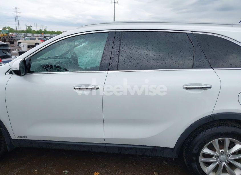 Photo 15 of 2016 Kia Sorento 2.4L LX (VIN 5XYPGDA36GG096277)