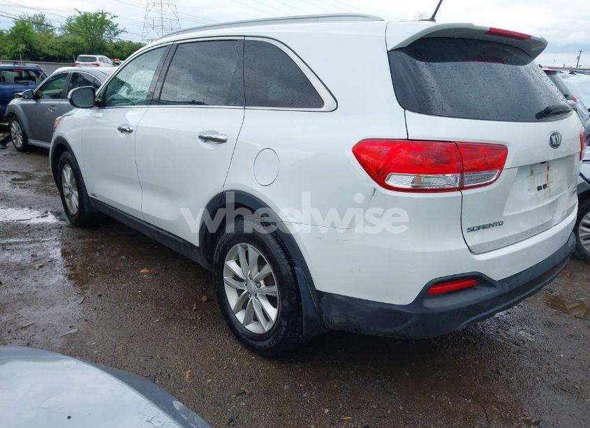 Photo 3 of 2016 Kia Sorento 2.4L LX (VIN 5XYPGDA36GG096277)