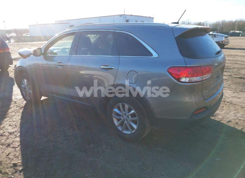 Photo 3 of 2016 Kia Sorento 2.4L LX (VIN 5XYPGDA36GG101686)