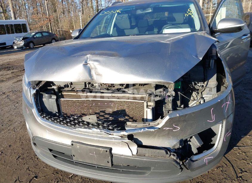 Photo 6 of 2016 Kia Sorento 2.4L LX (VIN 5XYPGDA36GG101686)