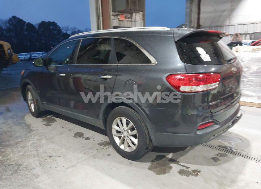 Photo 3 of 2016 Kia Sorento 2.4L LX (VIN 5XYPGDA36GG112848)