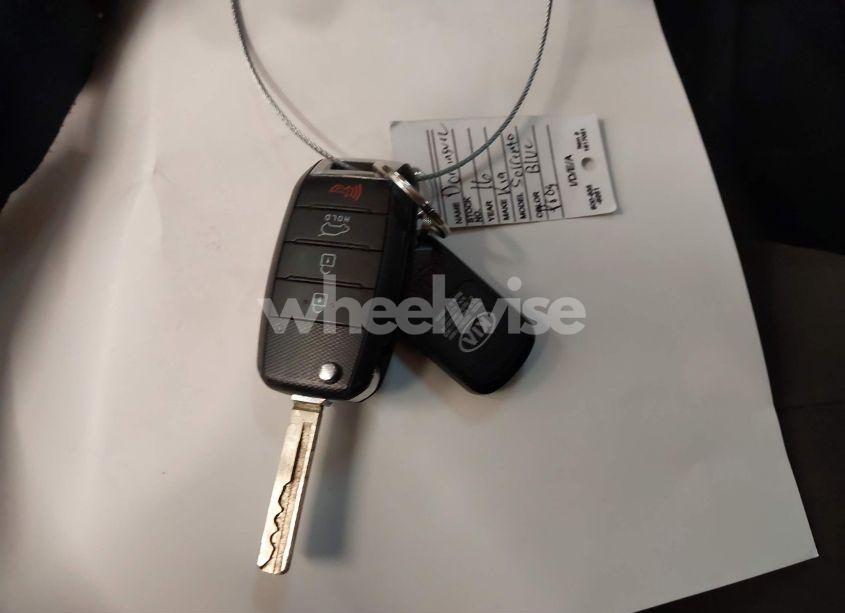 Photo 11 of 2016 Kia Sorento 2.4L LX (VIN 5XYPGDA36GG127382)