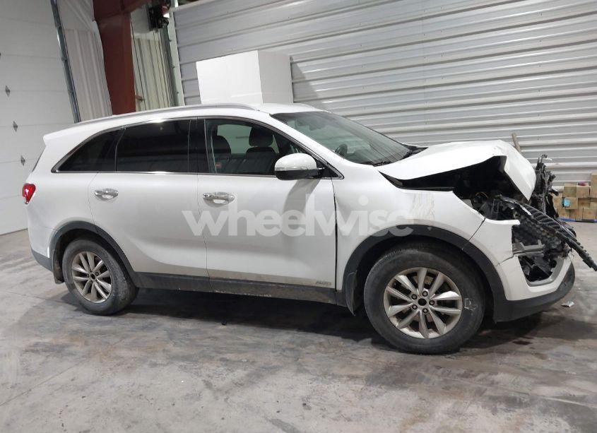 Photo 13 of 2016 Kia Sorento 2.4L LX (VIN 5XYPGDA36GG154114)