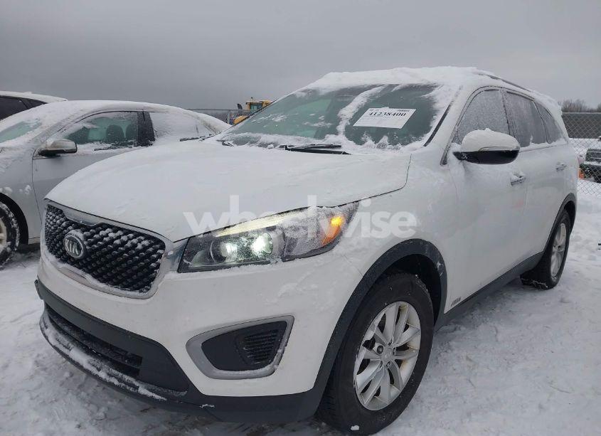 Photo 2 of 2016 Kia Sorento 2.4L LX (VIN 5XYPGDA36GG165811)