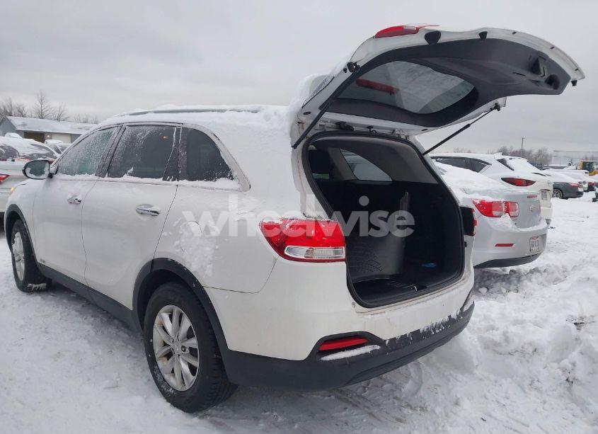 Photo 3 of 2016 Kia Sorento 2.4L LX (VIN 5XYPGDA36GG165811)