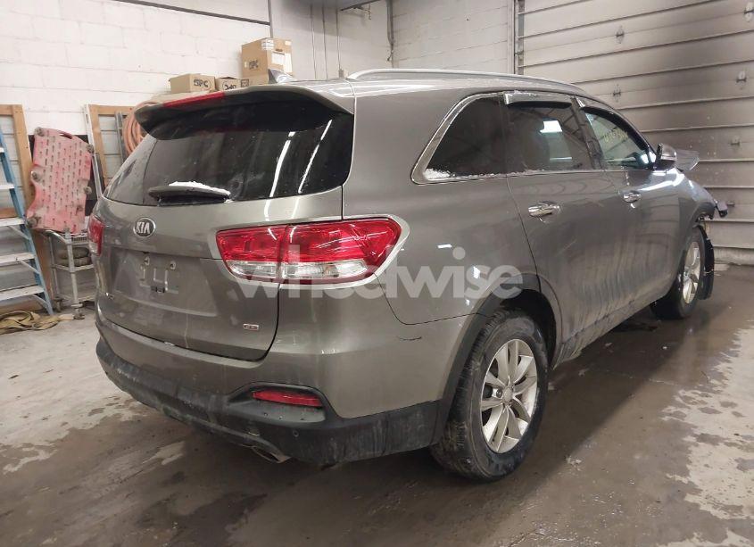 Photo 4 of 2017 Kia Sorento 2.4L LX (VIN 5XYPGDA36HG199989)