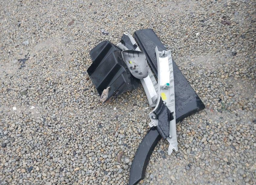 Photo 12 of 2017 Kia Sorento 2.4L LX (VIN 5XYPGDA36HG229315)