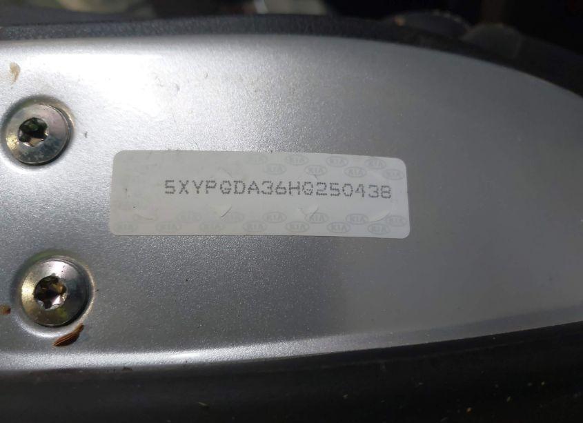 Photo 9 of 2017 Kia Sorento 2.4L LX (VIN 5XYPGDA36HG250438)