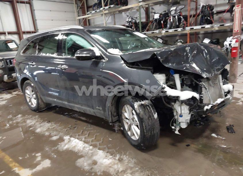 2017 Kia Sorento 2.4L LX (VIN 5XYPGDA36HG331195) main photo