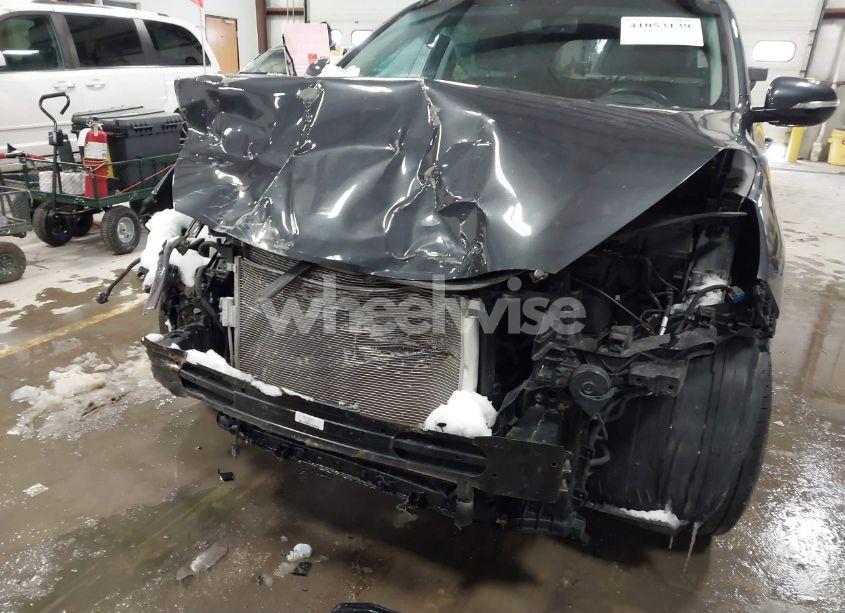 Photo 6 of 2017 Kia Sorento 2.4L LX (VIN 5XYPGDA36HG331195)