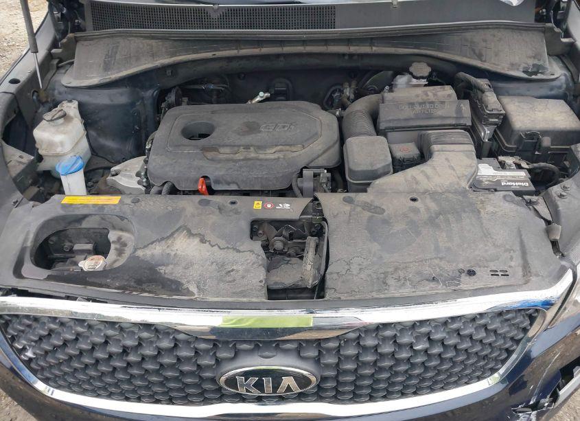 Photo 10 of 2018 Kia Sorento 2.4L LX (VIN 5XYPGDA36JG358306)