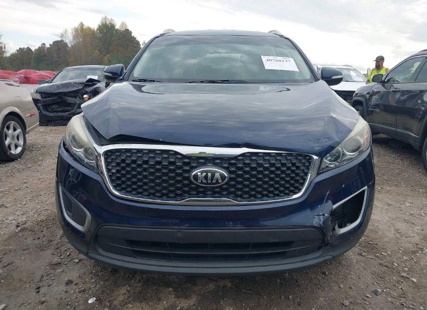 Photo 12 of 2018 Kia Sorento 2.4L LX (VIN 5XYPGDA36JG358306)