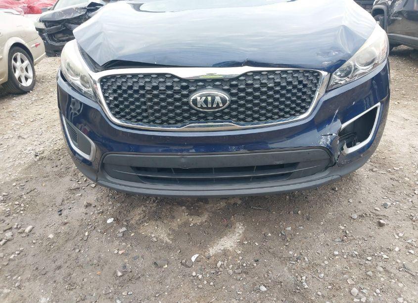 Photo 6 of 2018 Kia Sorento 2.4L LX (VIN 5XYPGDA36JG358306)