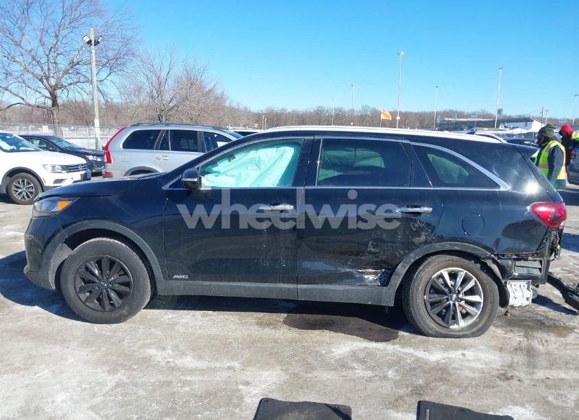 Photo 15 of 2019 Kia Sorento 2.4L LX (VIN 5XYPGDA36KG520937)