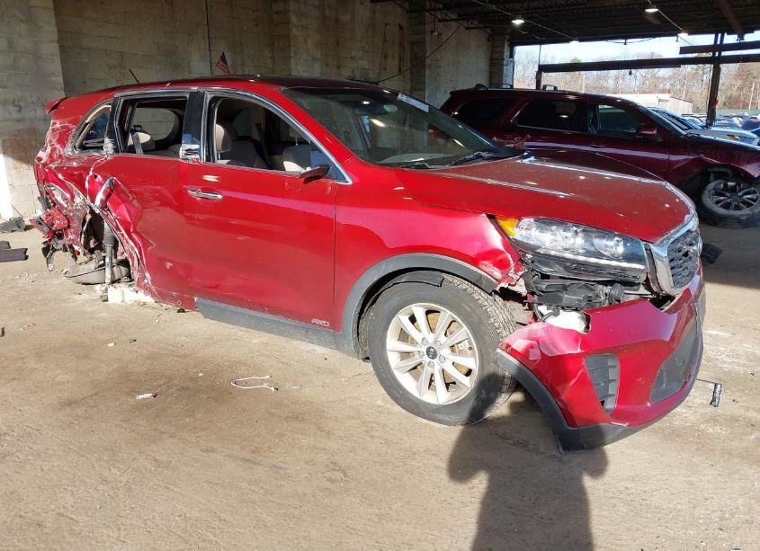 2019 Kia Sorento 2.4L LX (VIN 5XYPGDA36KG554375) main photo