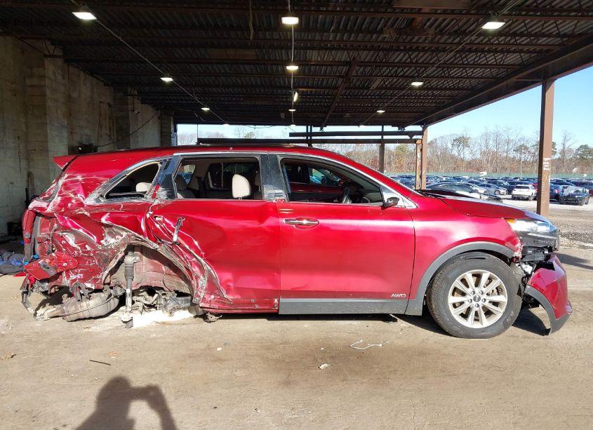 Photo 14 of 2019 Kia Sorento 2.4L LX (VIN 5XYPGDA36KG554375)