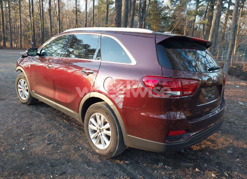 Photo 3 of 2020 Kia Sorento 2.4L LX (VIN 5XYPGDA36LG640660)