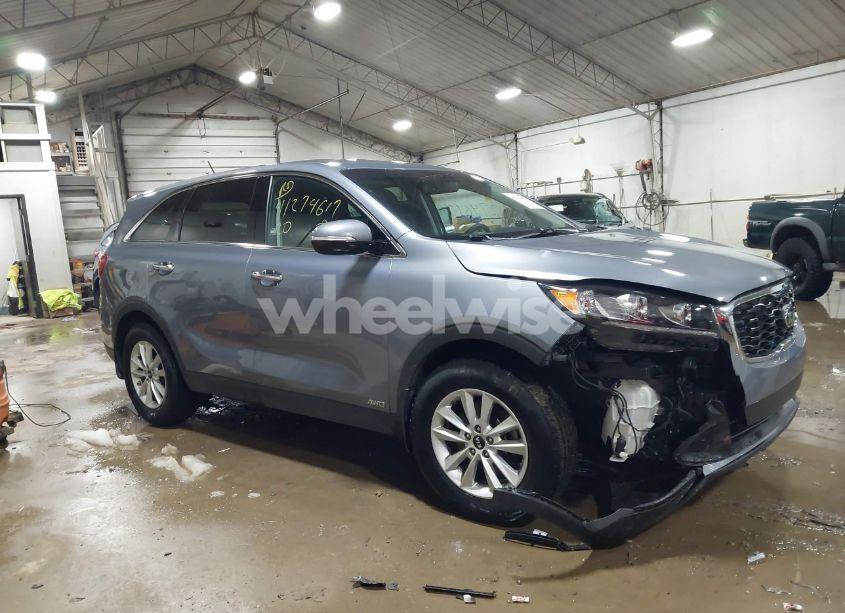 2020 Kia Sorento 2.4L LX (VIN 5XYPGDA36LG651805) main photo