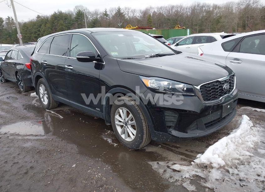 2020 Kia Sorento 2.4L LX (VIN 5XYPGDA36LG655708) main photo